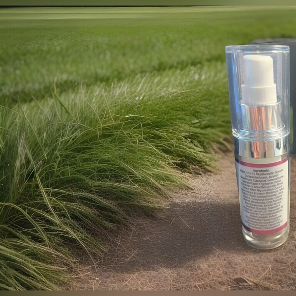 Borealis Anti-Aging Eye Serum 0.50 FL Oz /15 ML NEW & SEALED. Face Cream NIC. - Picture 3 of 3